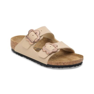 Birkenstock Arizona Flower Buckle Kids Birko-Flor Regular Fit Light Brown 1030439 - Brun - Sandaler Birkenstock Arizona Flower Buckle Kids Birko-Flor Regular Fit Light Brown 1030439 - Brun - Sandaler