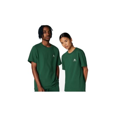 Converse Go-To Embroidered Star Chevron Standard Fit T-Shirt - Grønn - Kortermet T-skjorte Converse Go-To Embroidered Star Chevron Standard Fit T-Shirt - Grønn - Kortermet T-skjorte