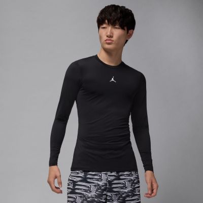 Jordan Sport Men's Dri-FIT Long-Sleeve Base Layer Top Black - Svart - Kortermet T-skjorte Jordan Sport Men's Dri-FIT Long-Sleeve Base Layer Top Black - Svart - Kortermet T-skjorte