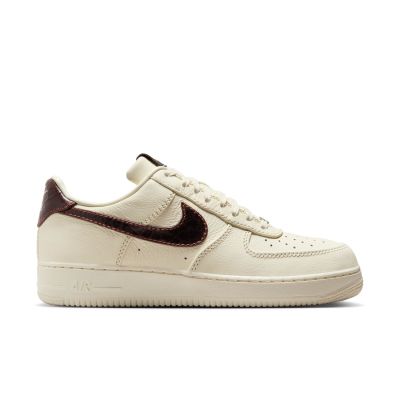 Nike Air Force 1 '07 Men's Shoes Soft Pearl - Grå - Joggesko Nike Air Force 1 '07 Men's Shoes Soft Pearl - Grå - Joggesko