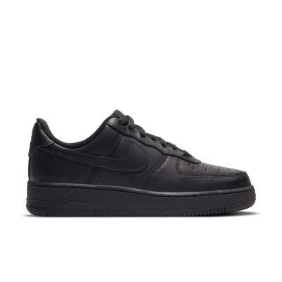 Nike Air Force 1 '07 "Triple Black" Wmns - Svart - Joggesko Nike Air Force 1 '07 "Triple Black" Wmns - Svart - Joggesko