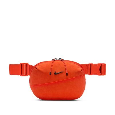 Nike Aura Crossbody Bag (2L) Picante Red - rød - Ryggsekk