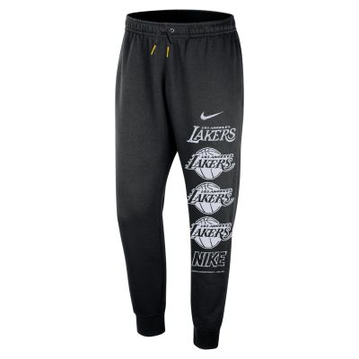 Nike NBA Los Angeles Lakers Courtside Club Fleece Joggers - Svart - Bukser Nike NBA Los Angeles Lakers Courtside Club Fleece Joggers - Svart - Bukser