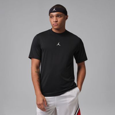 Jordan Sport Essentials Dri-FIT Short-Sleeve Top Black - Svart - Kortermet T-skjorte Jordan Sport Essentials Dri-FIT Short-Sleeve Top Black - Svart - Kortermet T-skjorte