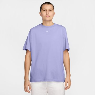Nike Sportswear Essential Wmns Tee Lilac Ice - Lilla - Kortermet T-skjorte Nike Sportswear Essential Wmns Tee Lilac Ice - Lilla - Kortermet T-skjorte