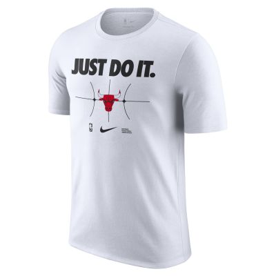 Nike NBA Chicago Bulls Essential Tee White - Hvit - Kortermet T-skjorte