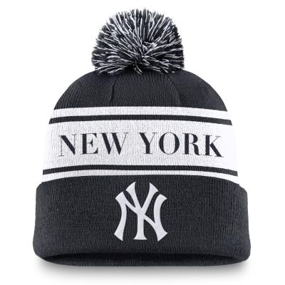 Nike New York Yankees Peak Standard Cuff Pom Beanie - Svart - Lokk Nike New York Yankees Peak Standard Cuff Pom Beanie - Svart - Lokk