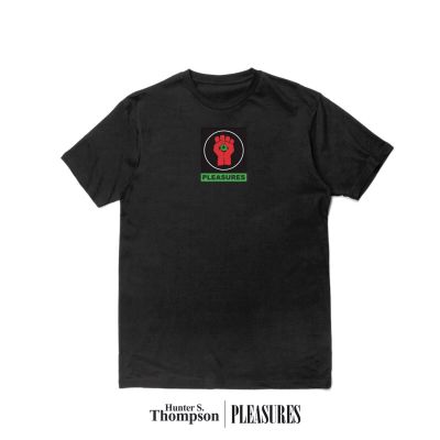 Pleasures Badge Tee Black - Svart - Kortermet T-skjorte